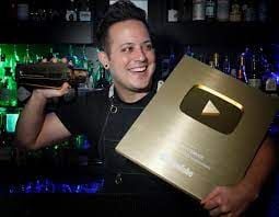RAUL BARTENDER