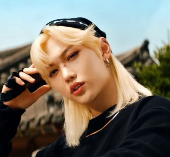 Lee Felix (SKZ, Deep Voice)
