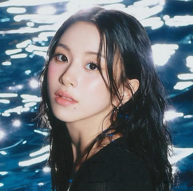 Chaeyoung (ALL ROUNDER VER.)