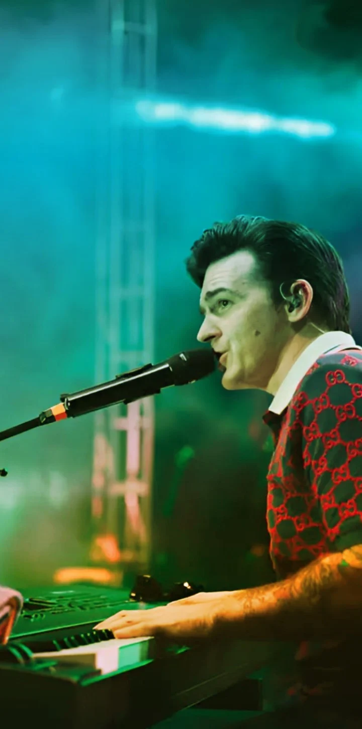 Drake Bell - The Girl Next Door