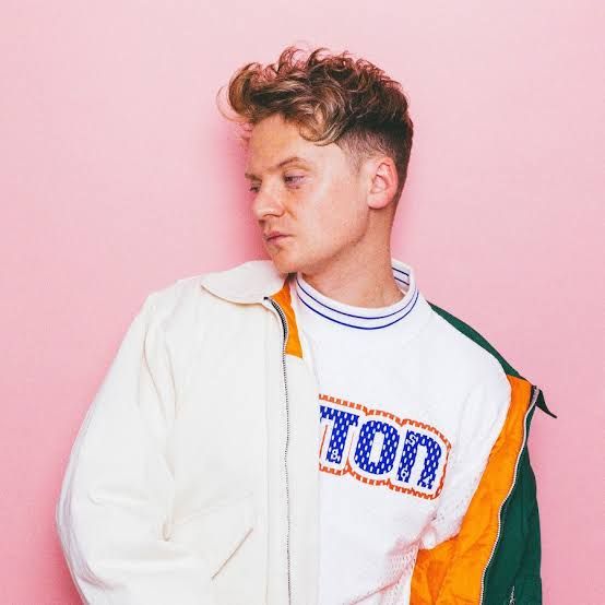 Connor Maynard 