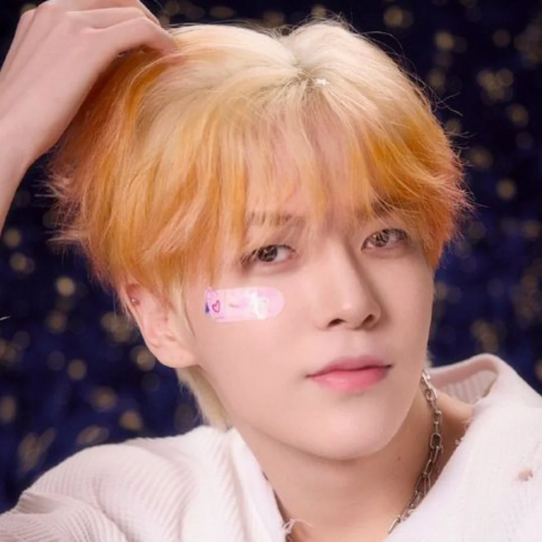 Lee Junhyuk [POLARIX/STARLIGHT BOYS/MIRAE]