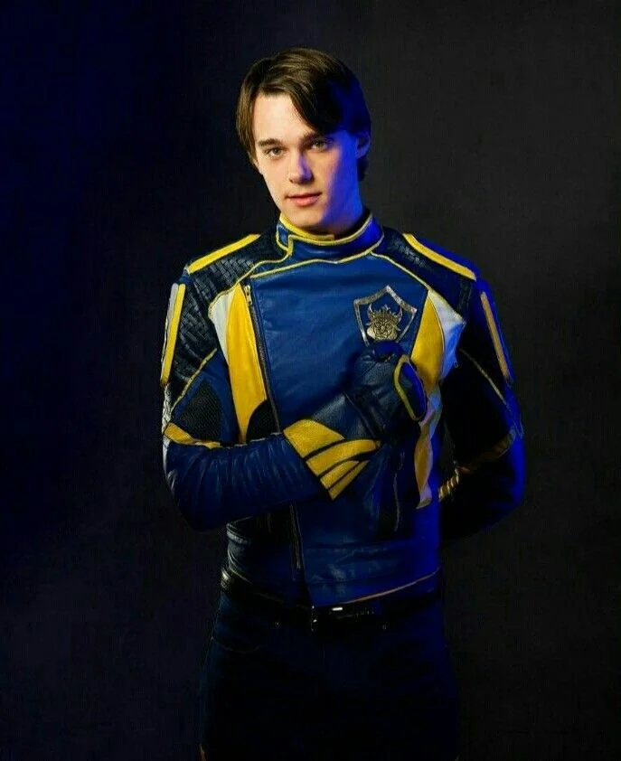 Ben (Mitchell Hope): Descendants