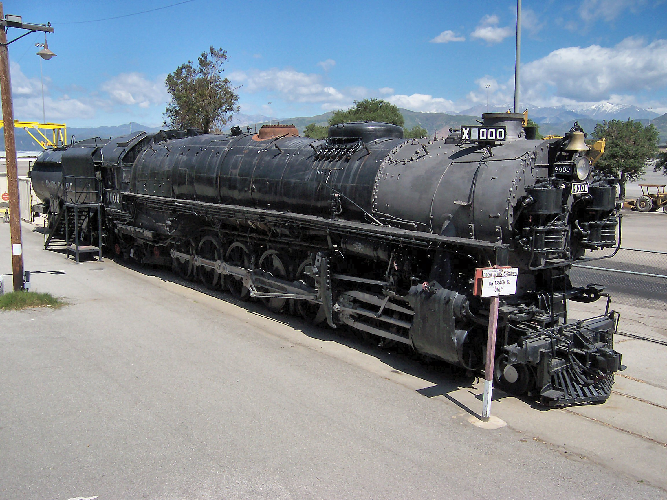 Literally The Star Brass 5 Chime Whistle (Union Pacific 9000)