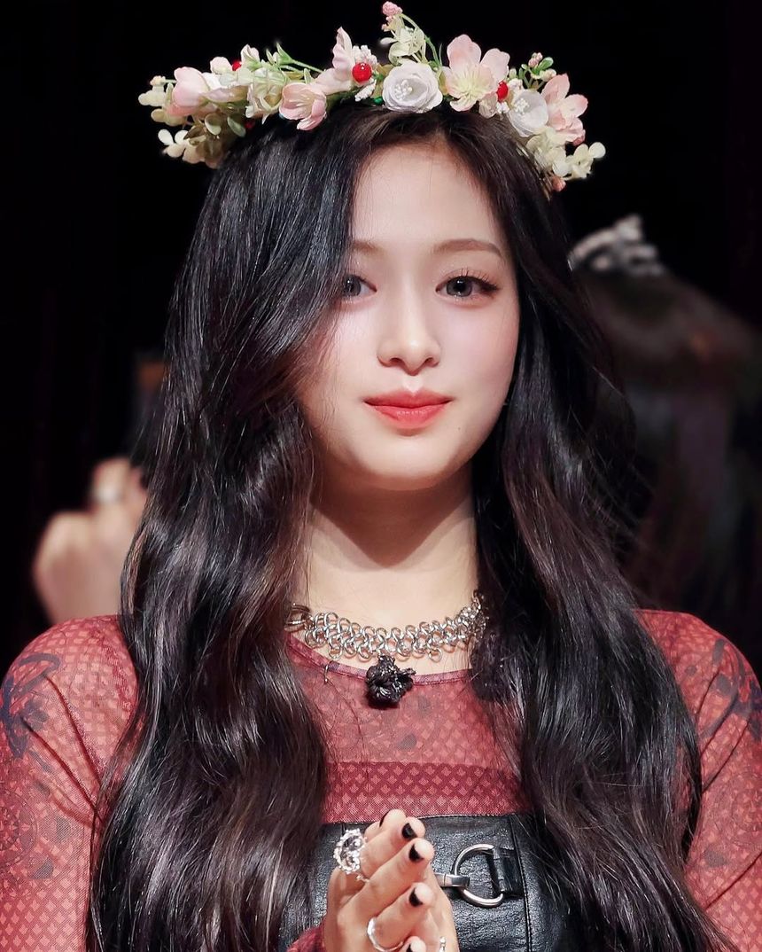 Ahyeon Singing 