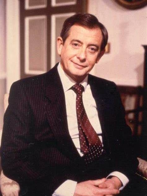 Bernard Woolley