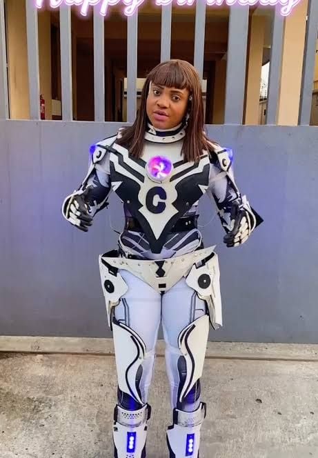 Real Claire (AI Robot)