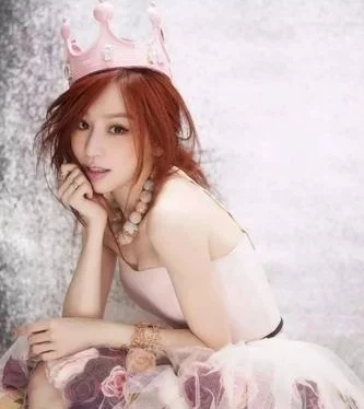 王心凌 (Cyndi Wang)