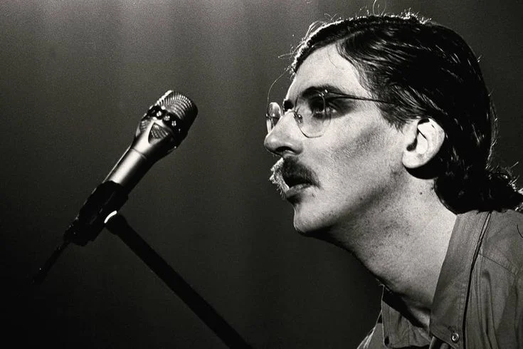 Charly Garcia [PIANO BAR]
