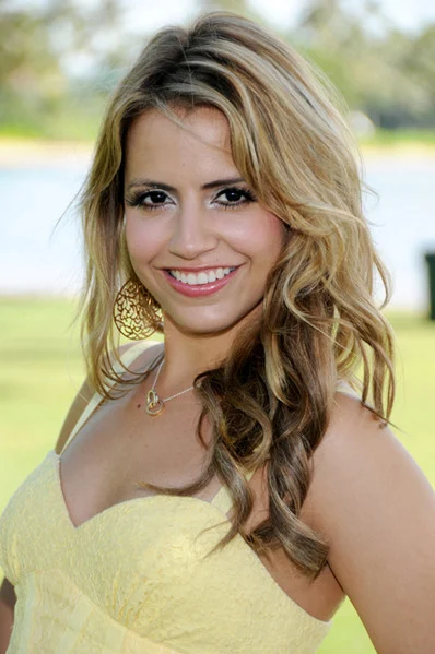 Claudia Vasquez