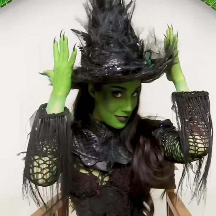 Elphaba 🇧🇷 (Myra Ruiz) 