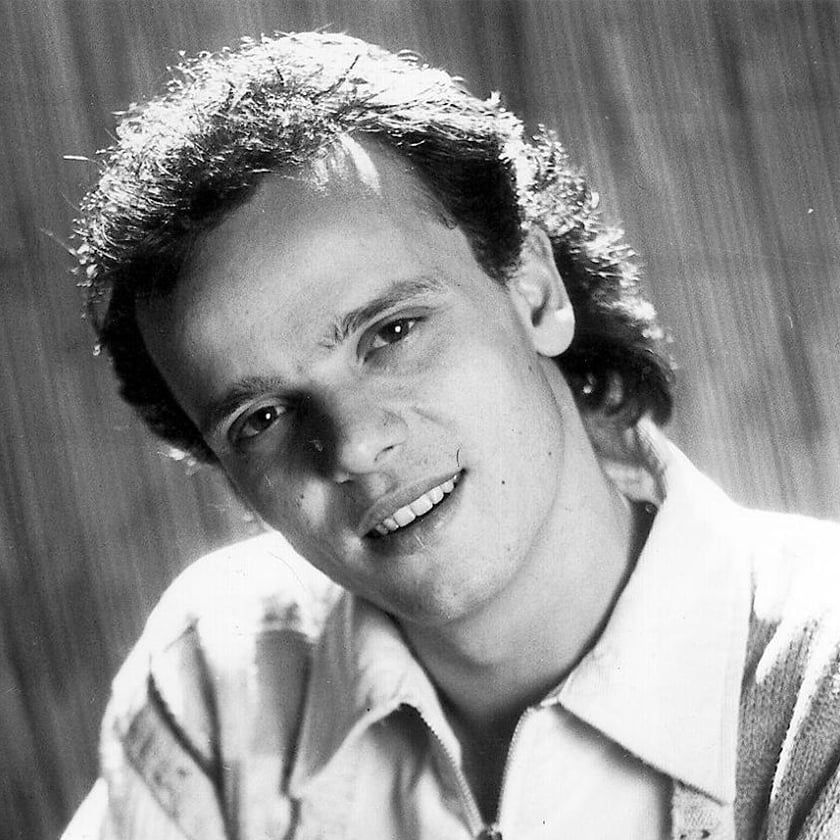 Gigi D'Alessio (giovane)