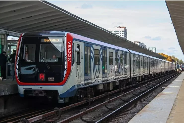 Захаров Метропоезд москва