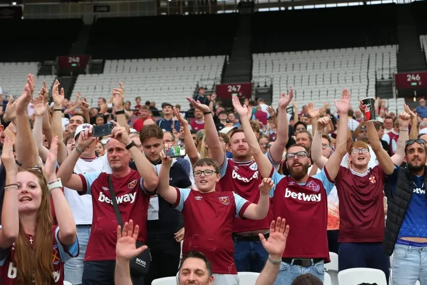 Football chant