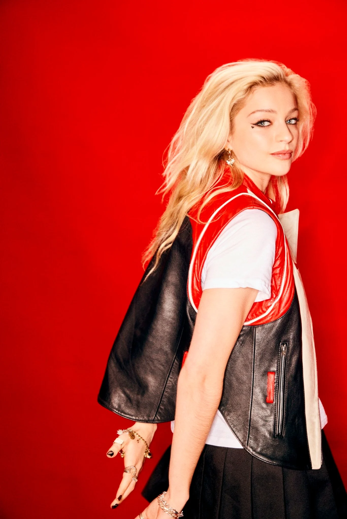 Dylan (Natasha Katherine Woods)