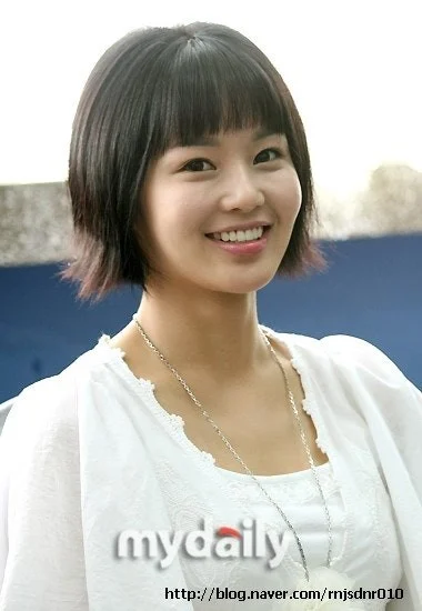 남규리(씨야 출신 가수 겸 배우)