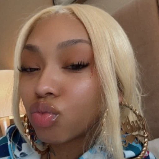 CUBAN DOLL
