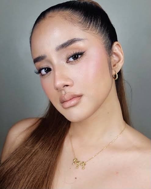 Dane Aguirre (Ariana Grande lookalike) 2025