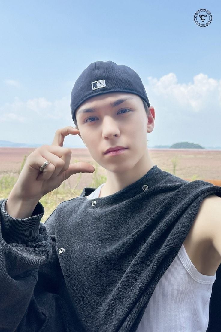 Vernon (Hansol) - Seventeen