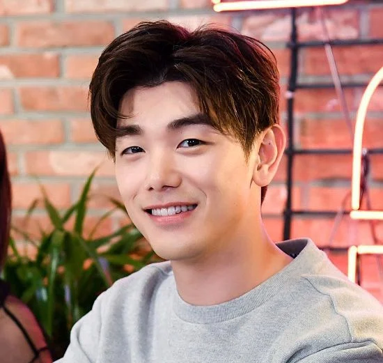 Eric Nam (Soloist)