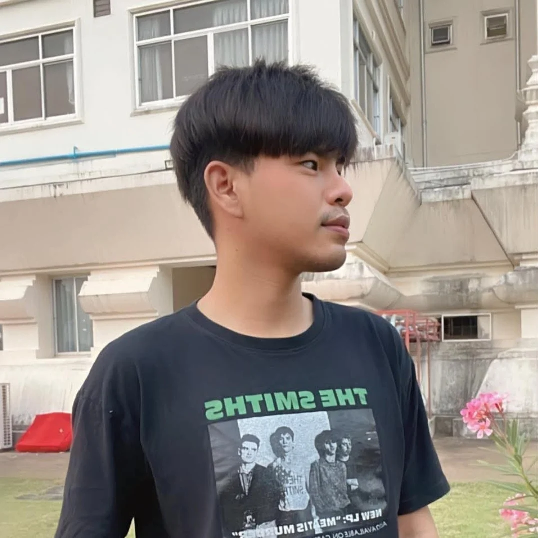 เฟรม ศุวภัทรนนท์