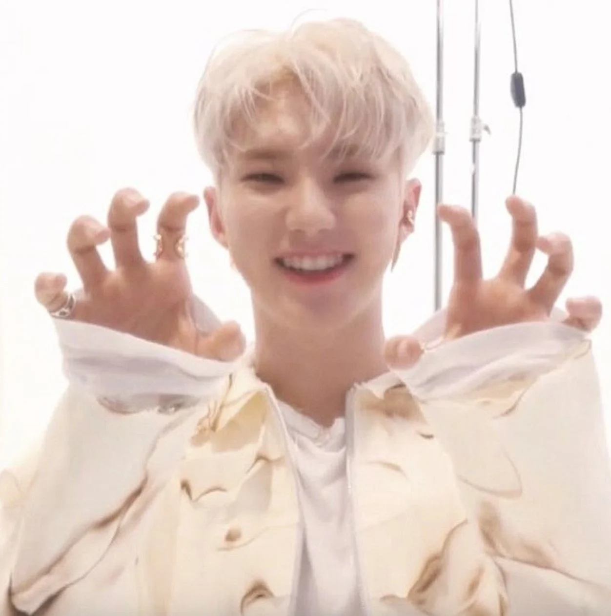 Hoshi