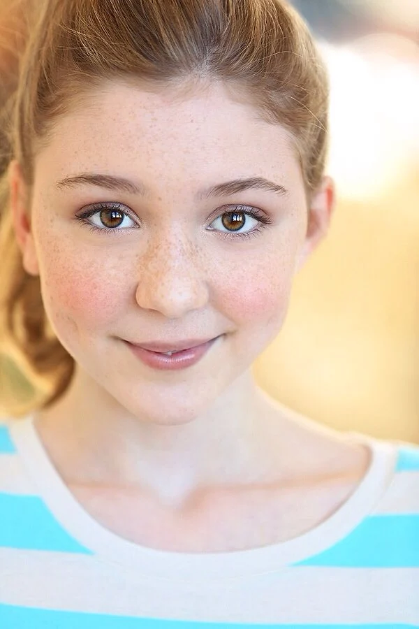 Cozi Zuehlsdorff (Winter, The Dolphin That Can)