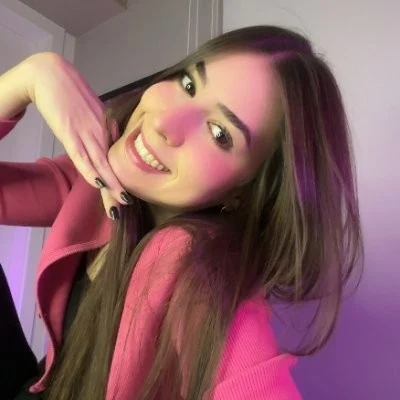 Giovanna Japiassú (Orube Game Studio)