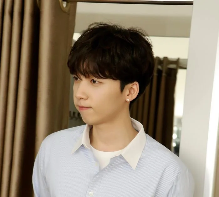 Jeong Sewoon (Soloist)