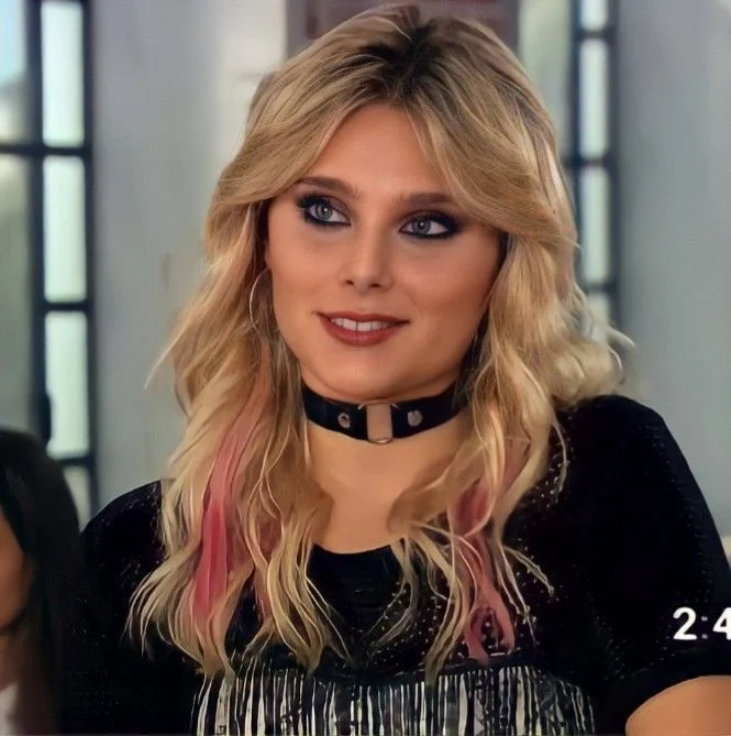 Valentina zenere ambar 