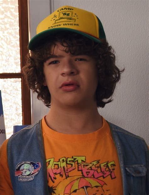 Dustin Henderson ( stranger things)  