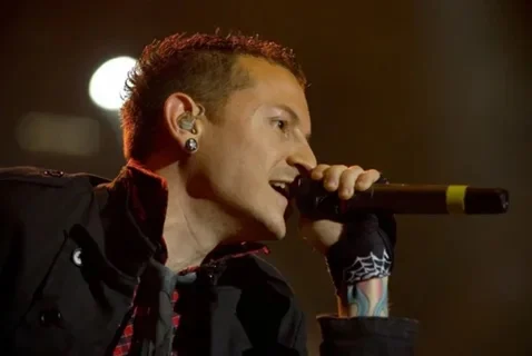 Chester Bennigton (2008)