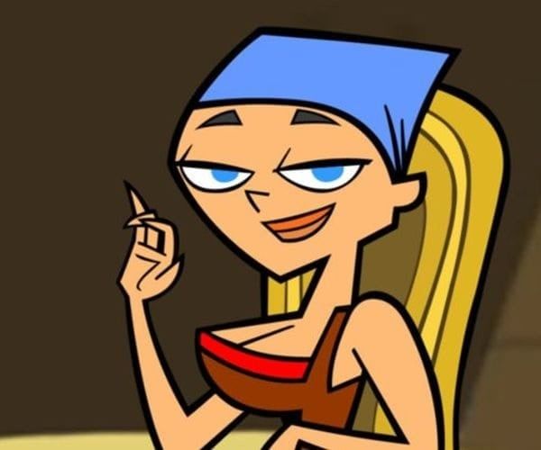 Lindsay drama total 