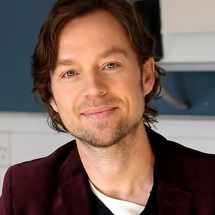 Darren Hayes (Strong)