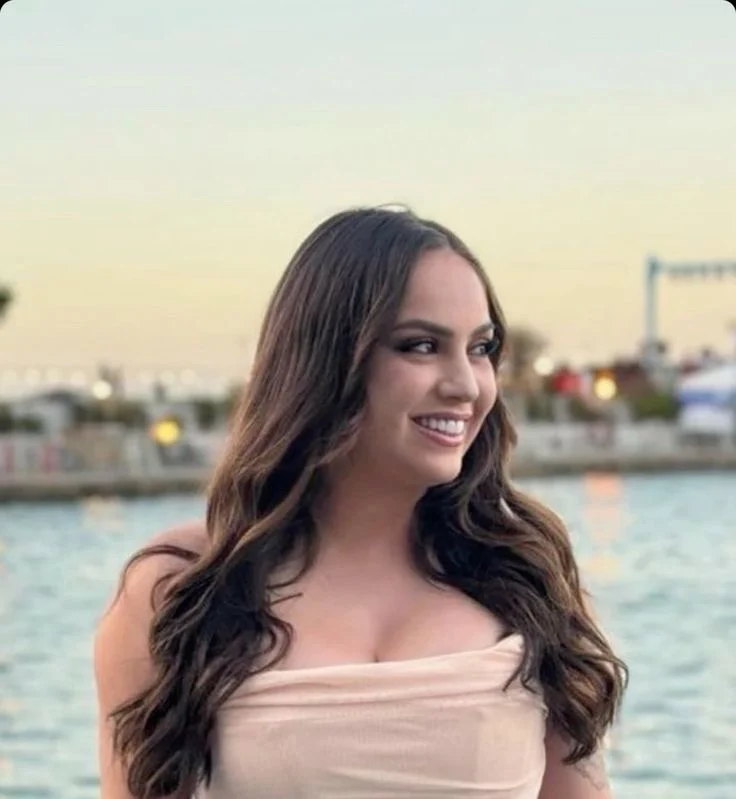 Raphaela Santos (A favorita)